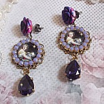 BO La Lavendi&egrave;re cr&eacute;&eacute;es avec des cabochons loupe, des cristaux PureCrystal, des cabochons en r&eacute;sine, des accessoires en plaqu&eacute; Or et en Laiton de couleur Bronze