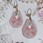 BO Florentine Lavande mont&eacute;es avec rocailles en verre, perles cristal Swarovski et crochets laiton
