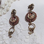 BO Chata Steampunk mont&eacute;es avec breloques cl&eacute;s, strass, cabochons loupes et perles Cristal Swarovski