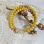 Bracelet Couronne Jaune Soleil mont&eacute; avec pierres de lave, perles cristal Swarovski, sequin Argent 925 et breloque