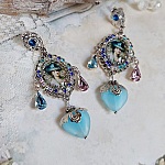 BO Infiniment Bleut&eacute; cr&eacute;&eacute;es avec cabochons verres, perles facett&eacute;es et perles Cristal Swarovski.