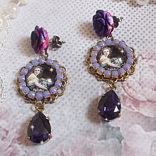 BO La Lavendi&egrave;re cr&eacute;&eacute;es avec des cabochons loupe, des cristaux PureCrystal, des cabochons en r&eacute;sine, des accessoires en plaqu&eacute; Or et en Laiton de couleur Bronze