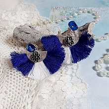 BO Navy Blue and White mont&eacute;es avec pompons, breloques &eacute;maill&eacute;es, puces argent 925/1000 et cristaux