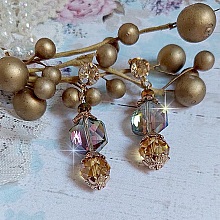BO Glamour Scintillant mont&eacute;es avec cabochons et perles en Cristal, perles cubes octogonaux cristal &eacute;lectrolytique et clous d'oreilles en laiton dor&eacute;
