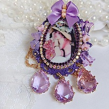 Pendentif Petit Bonheur cr&eacute;&eacute; avec breloques poires, fleurs verres, n&oelig;ud satin et Cristal Swarovski