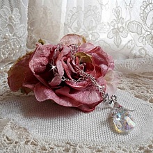 Collier Fleur d'Argent, perles cristal de Swarovski, accessoires m&eacute;tal et Argent 925, rocailles verres