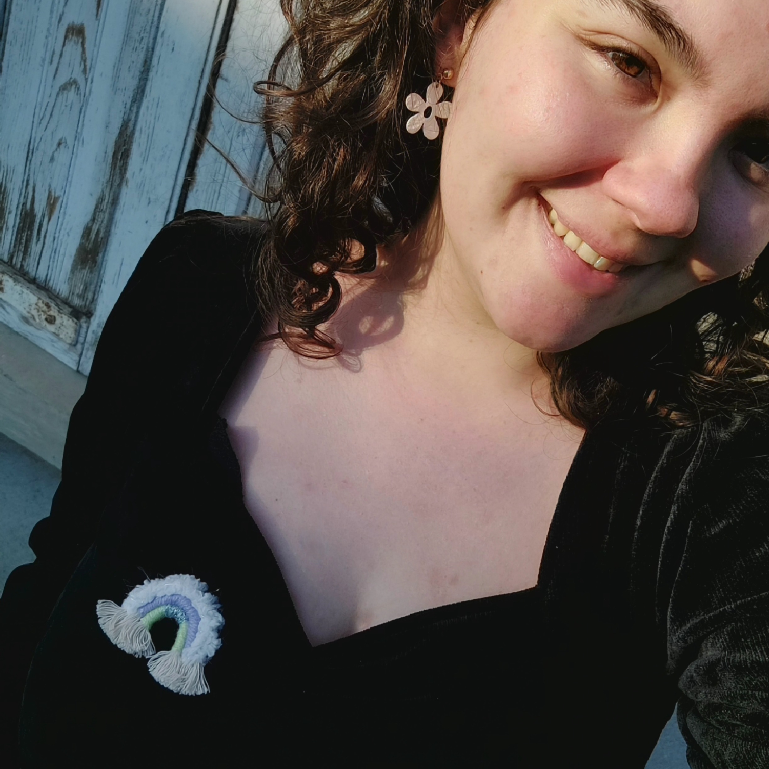 Broche Macram&eacute; Arc-en-ciel